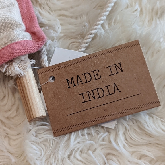 Be Happy Rainbow Canvas Hanging Pocket Organizer - Picture 11 of 11